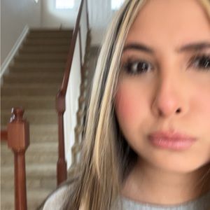 Meet your Posher, Bella